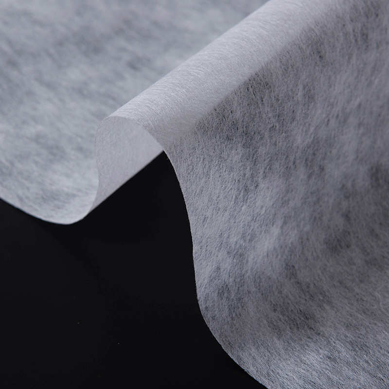 Vyšívaná netkaná interlinnácia látka Vyšívaná netkaná interlinnácia látka